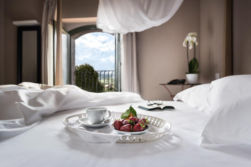 Firriato Hospitality Cavanera Etnea Resort & Wine Experience Castiglione De Sicilia Oda fotoğraf