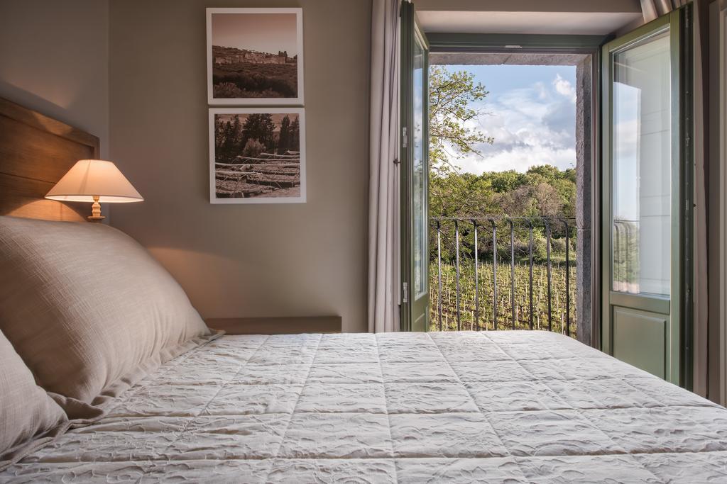 Firriato Hospitality Cavanera Etnea Resort & Wine Experience Castiglione De Sicilia Oda fotoğraf